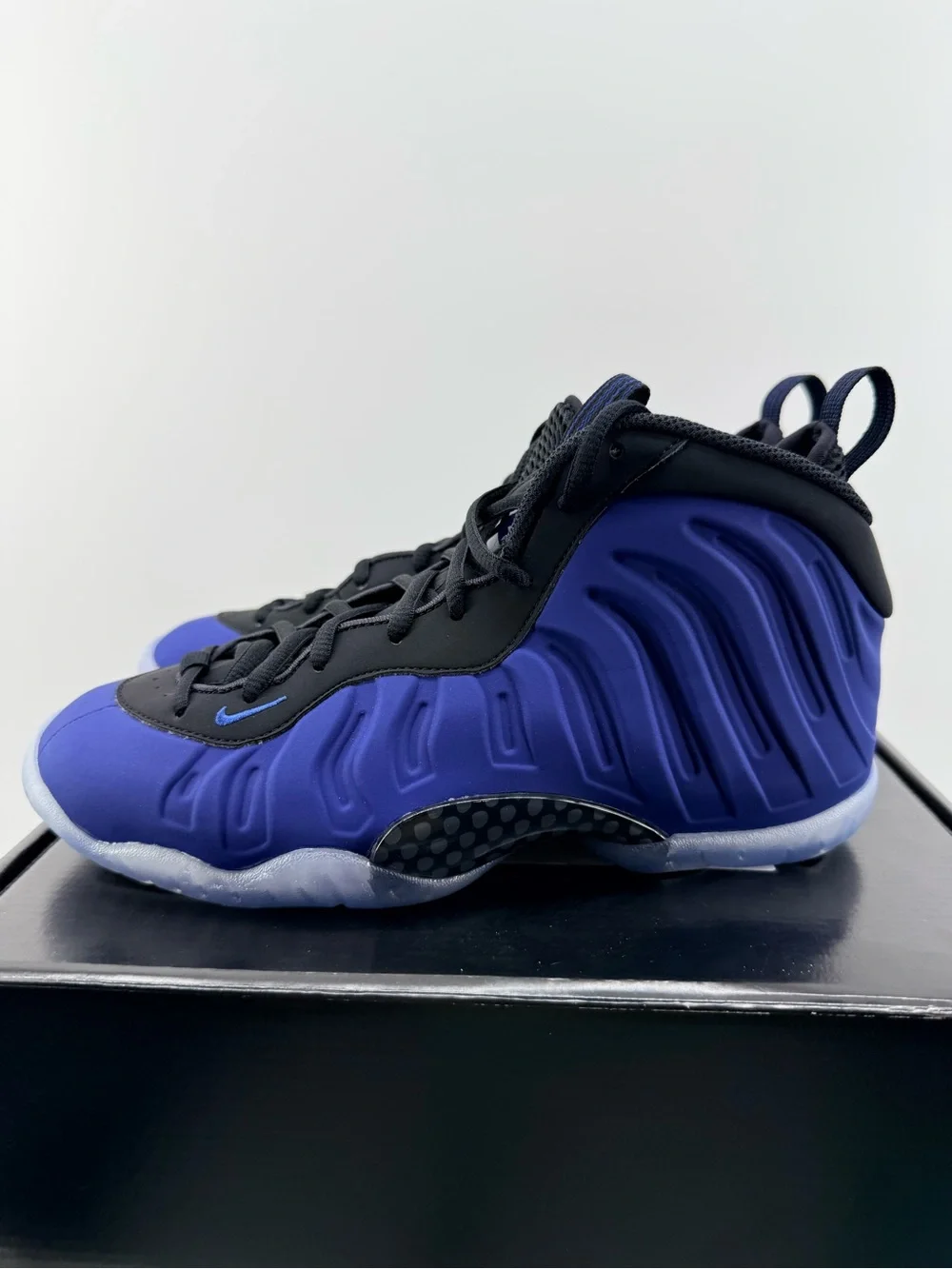 Nike Air Foamposite Youth Size 6Y Royal Blue Black Icy Sole New
